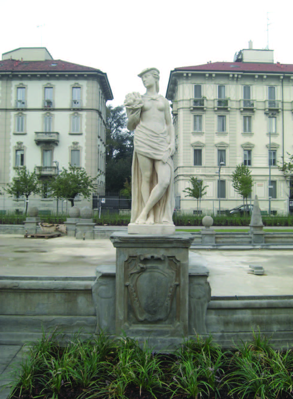 Fontana delle quattro stagioni Milano13